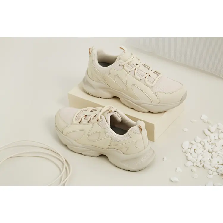 China OEM ODM Service Unisex Zapatillas Deportivos Pantshoes Heightend Sport Shoes for Men Women